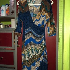 Cold Shoulder Printed Knee Length Dress